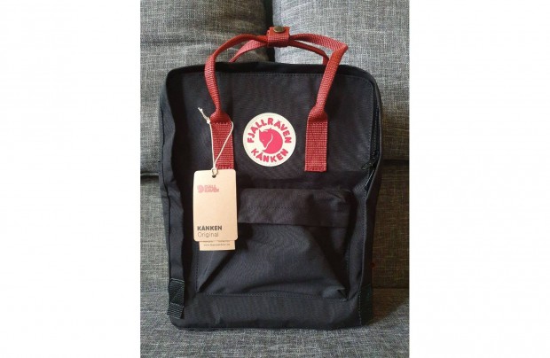 Fjallraven Kanken Fekete-bord 16 literes, kzepes mret, j