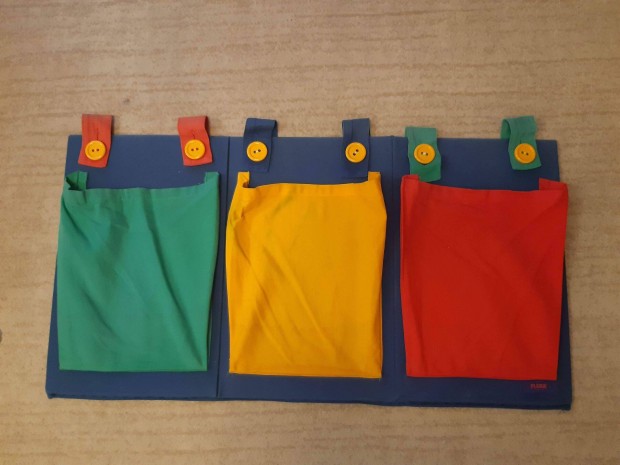 Flexa sz�nes fali rendszerez� gyerekszob�ba, j�tsz�sarokba