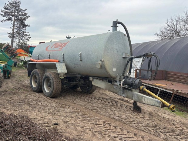 Fliegl 11m3 szippant�