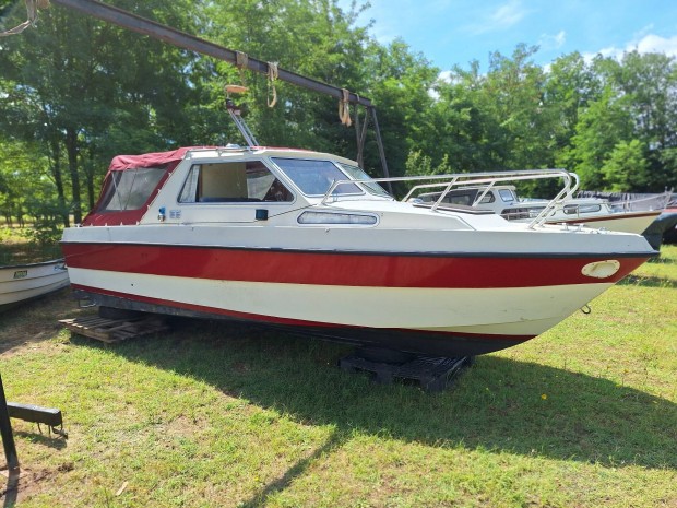 Flipper 700 , lak , tra , horgsz haj