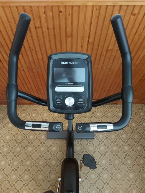 Flow Fitness Turner DHT2500i szobakerkpr