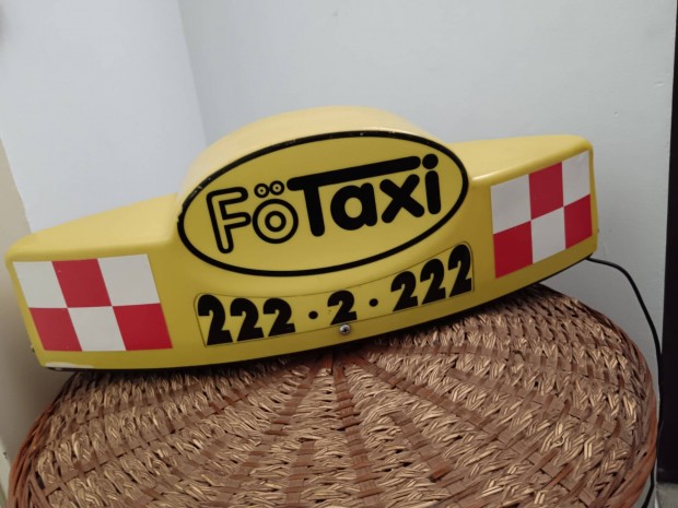 F taxi szabadonjelz elad 