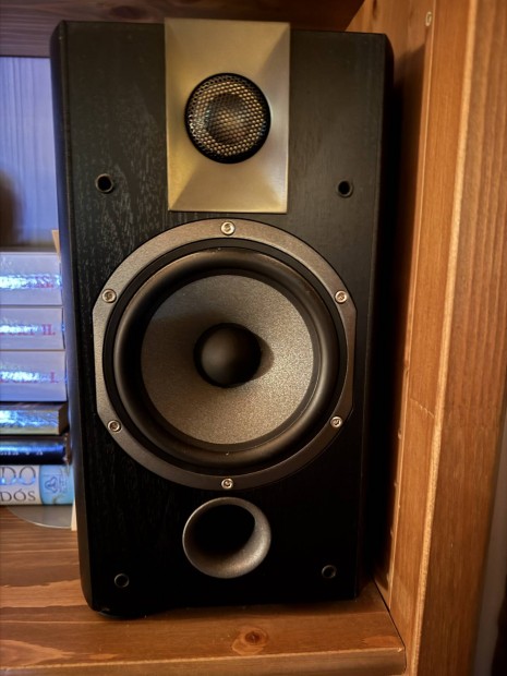 Focal Chorus 605 hangfalpr fekete