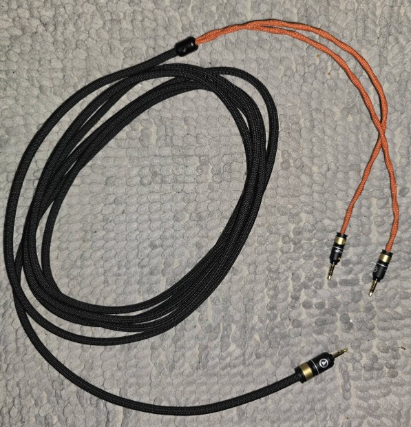 Focal, Denon prmium fejhallgat kbel