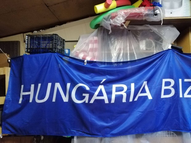 Foci fanok !nagy reklm zszl Hungria hajr!napvd rnykol 4x1m!