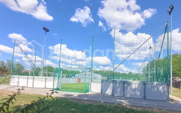 Focirajong�k figyelem! Egyed�l�ll� lehet�s�g!!!