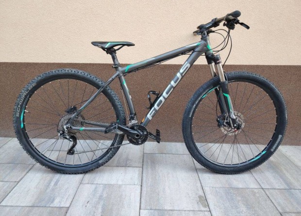 Focus 29"-os, Lgtelszkpos, olaj-trcsafkes (XT, Deore) MTB