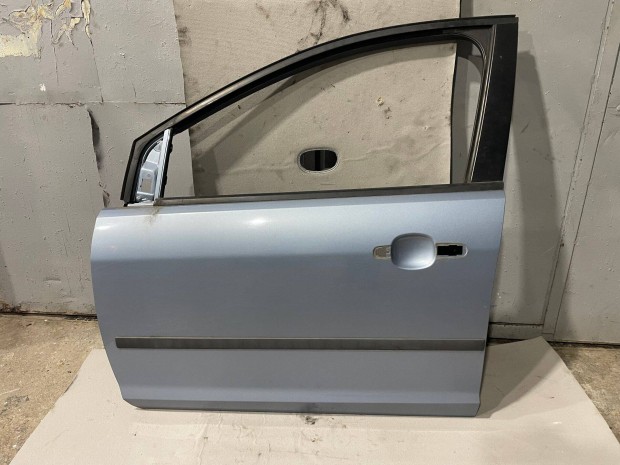 Focus Mk2 Jobb első üres ajtó Z3 színkódú tonic metal szinben