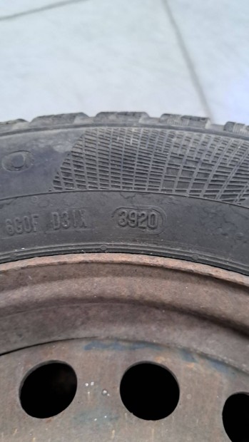 Focus felnik Gumival