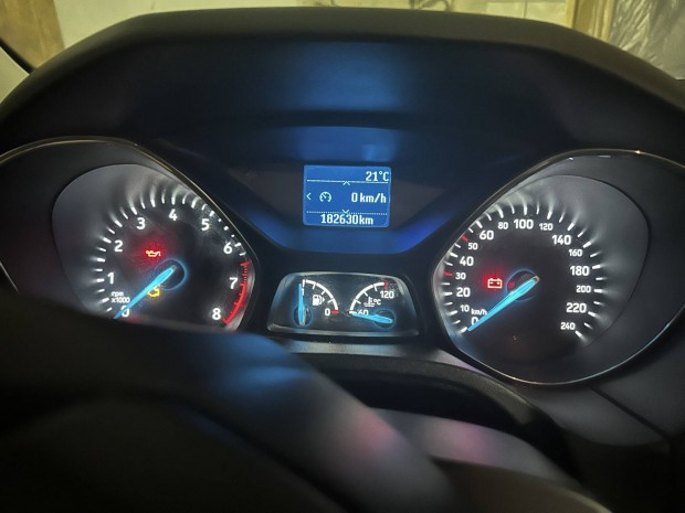 Focus mk3 benzin kilométeróra
