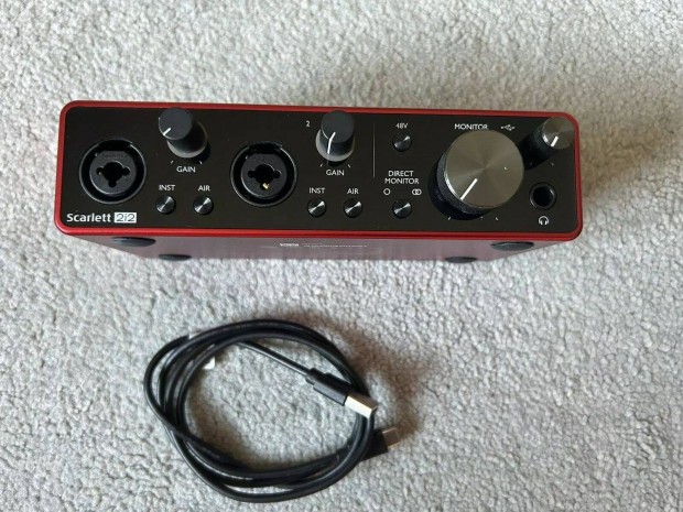 Focusrite Scarlett 2i2 3rd Gen USB hangkrtya