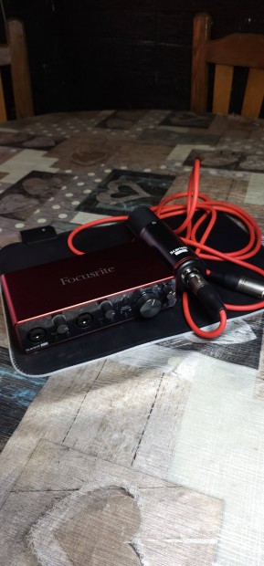 Focusrite Scarlett 2i2 (3rd Gen) kls hangkrtya