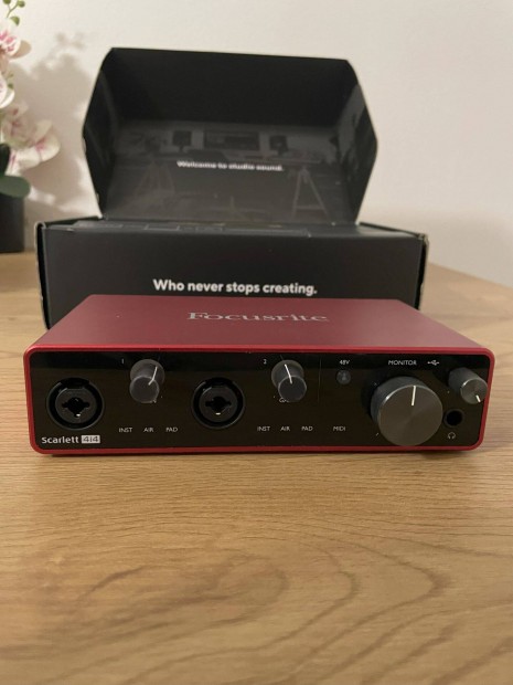 Focusrite Scarlett 4i4 (3 Gen)