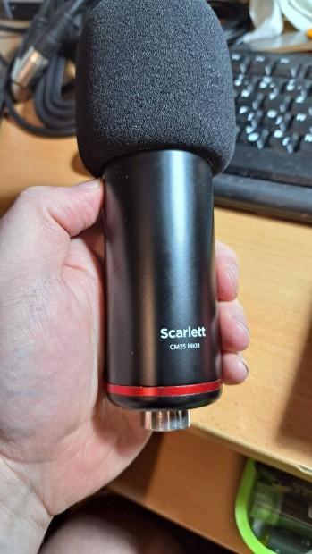 Focusrite Scarlett 4th Gen CM25 Mkiii stúdió mikrofon