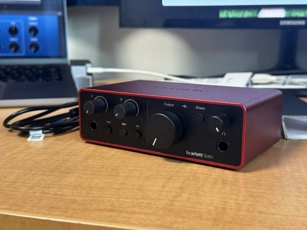 Focusrite Scarlett Solo 4th Gen külső hangkártya audió interfész