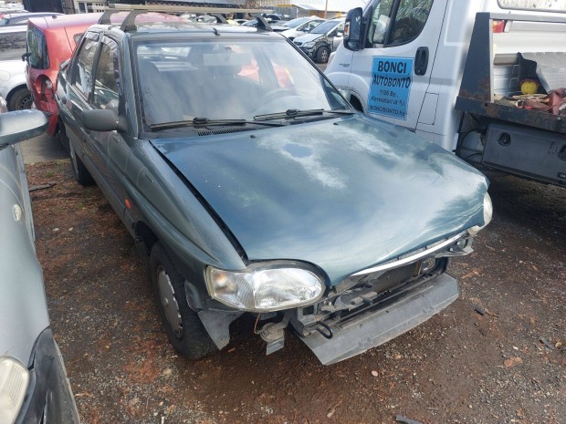 Fod Escort 4 1.3 alkatrszei