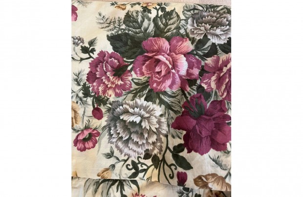 Fodros sz�l� k�l�nlegess�g, d�s vir�gmint�s, angol st�lus� paplanhuzat