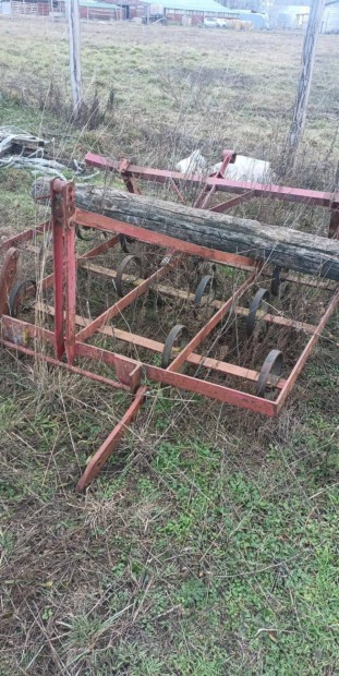 Fogas borona elad� 