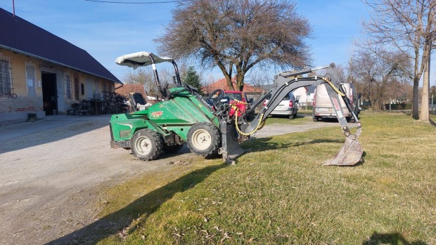 Foglalzva! roks-Kotrszerelk kitn llapotban Avant alapgphez