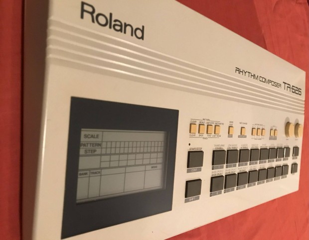 Foglalva - Roland TR-626