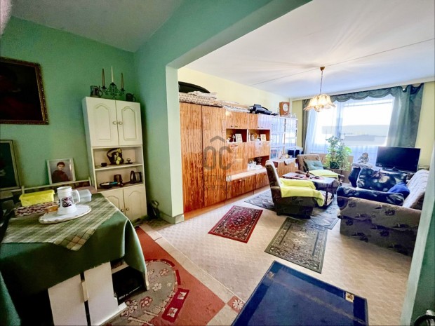 F�ldszinti Panel lak�s Sopronban, ahol az otthon v�rja!