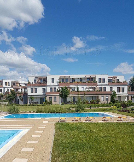 F�ldszinti, 2 szoba+nappalis nyaral� Balatonalm�diban!