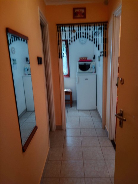 F�ldszinti apartman elad�