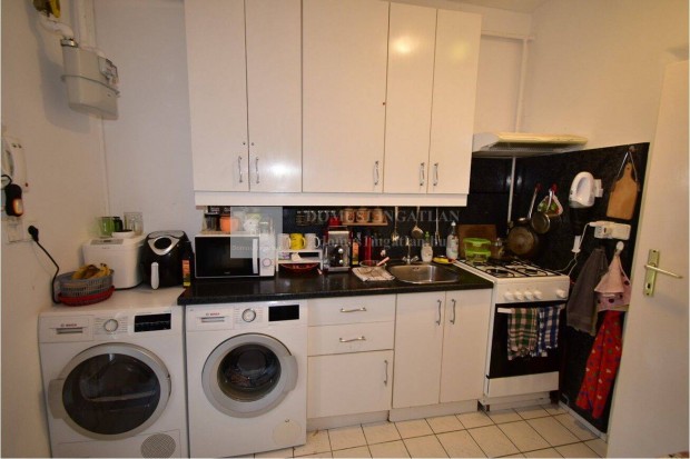 F�ldszinti elhelyezked�s�, egyszob�s lak�s Szombathelyen