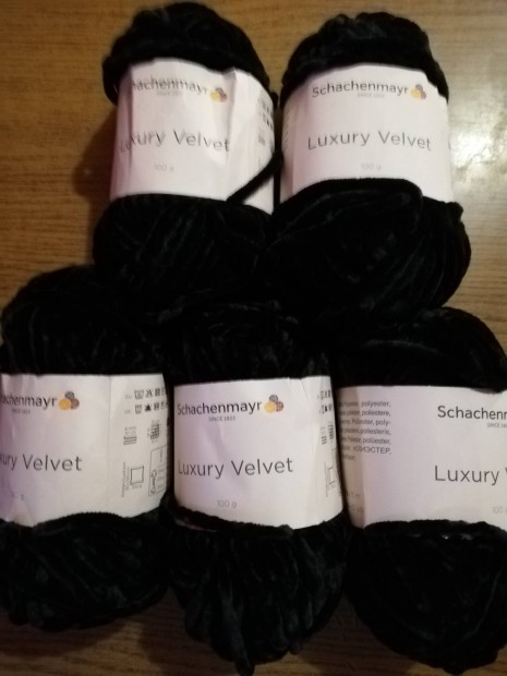 Fonal Schachenmayr Luxury Velvet fekete 