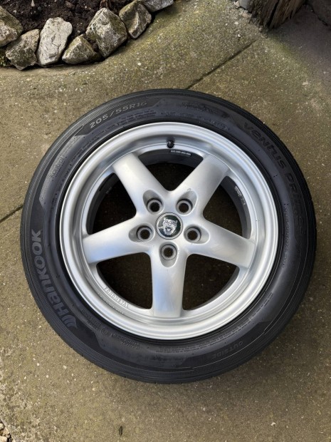 Fondametal R16 alufelni + ny�ri gumi 5x108