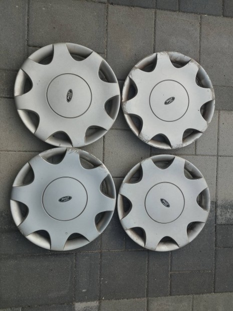 Ford 14" dsztrcsa szett 