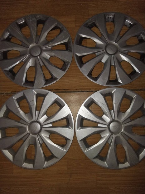 Ford 15" Gyri dsztrcsa garnitra