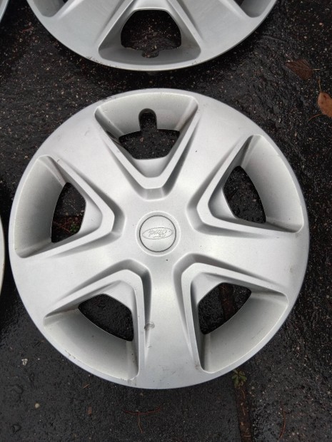 Ford 16" Garnitra 4db 