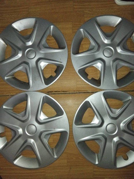 Ford 16" Gyri dsztrcsa garnitra 