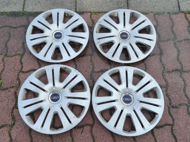 Ford 16" - dsztrcsa szett 