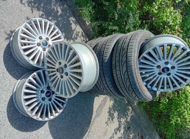 Ford 16" alufelni nyárigumikkal