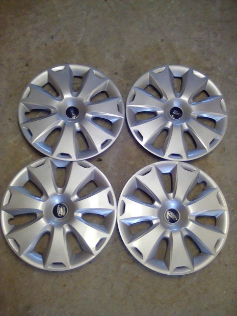 Ford 16" dsztrcsa szett