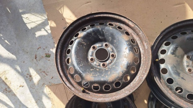 Ford 16' lemezfelni