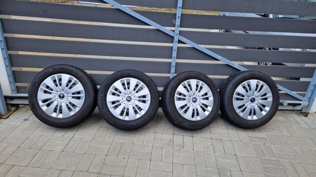 Ford 16" lemezfelni garnitra,ngyvszakos gumi,szenzor,dsztrcsa