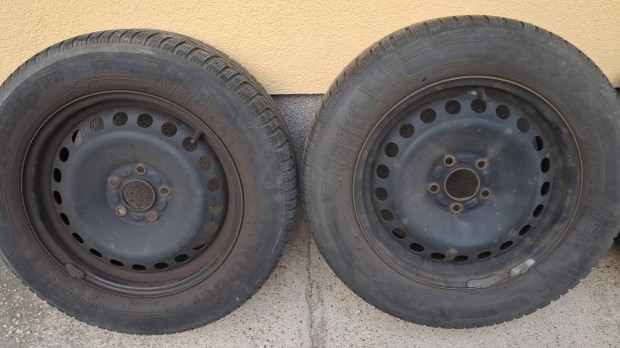 Ford 16" lemezfelni garnitúra téli gumikkal - 215/60 R16