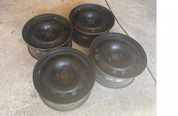 Ford 16"-os lemezfelni, 4x108