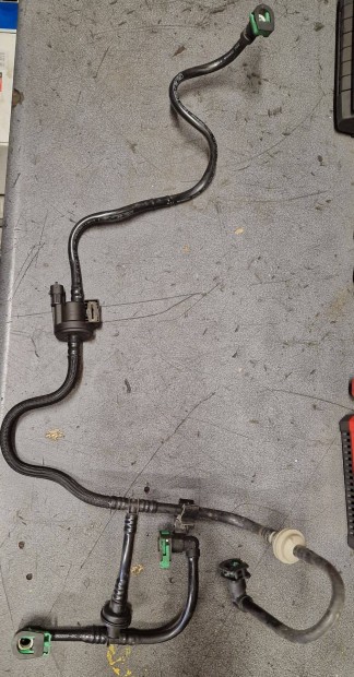 Ford 1.0Ecoboost Üzemanyagcső