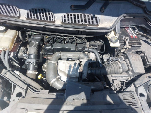 Ford 1.6 Tdci komplett motor G8DA