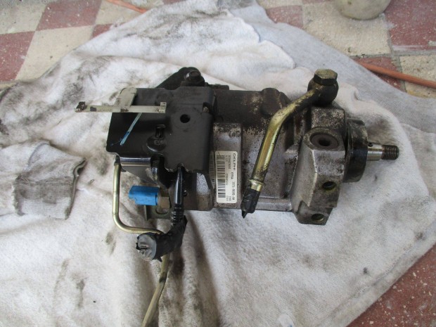 Ford 2.0 tdci bontott adagol (Mondeo Mk3 2005 , 2.0 tdci volt)