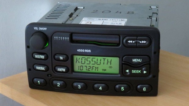 Ford 4000 gy�ri r�di� magn� aut�r�di� fejegys�g