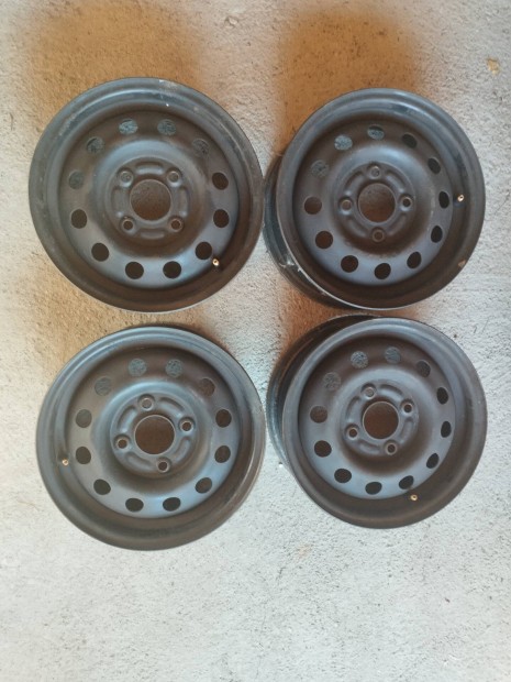 Ford 4x108 13" lemezfelniszett 