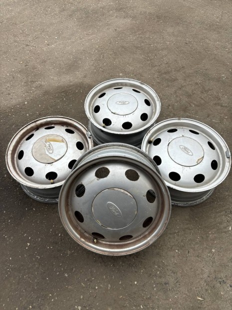 Ford 5,5x14 4x108 gyri alufelni garnitra