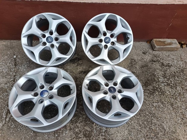 Ford 5x108 16 col alufelni szett