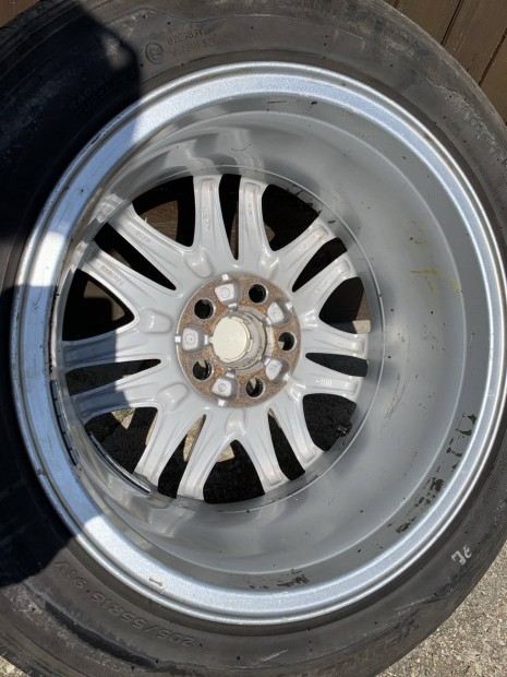 Ford 5x108-as 16"-os aluszett kerékanyával+kerékőrrel!