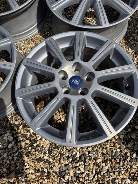Ford 7x17 et55 5x108 gyari alufelni